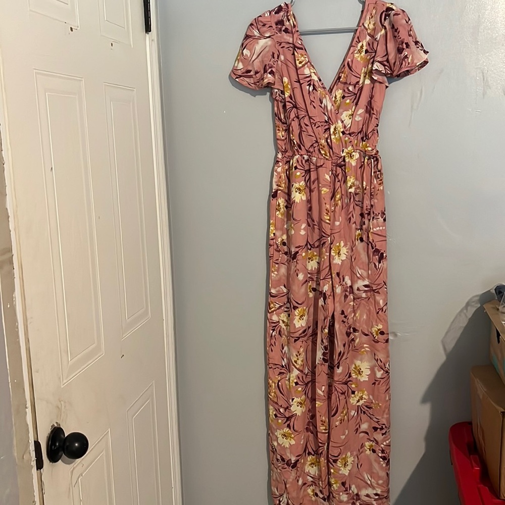 Floral pant/Romper - Picture 1 of 3